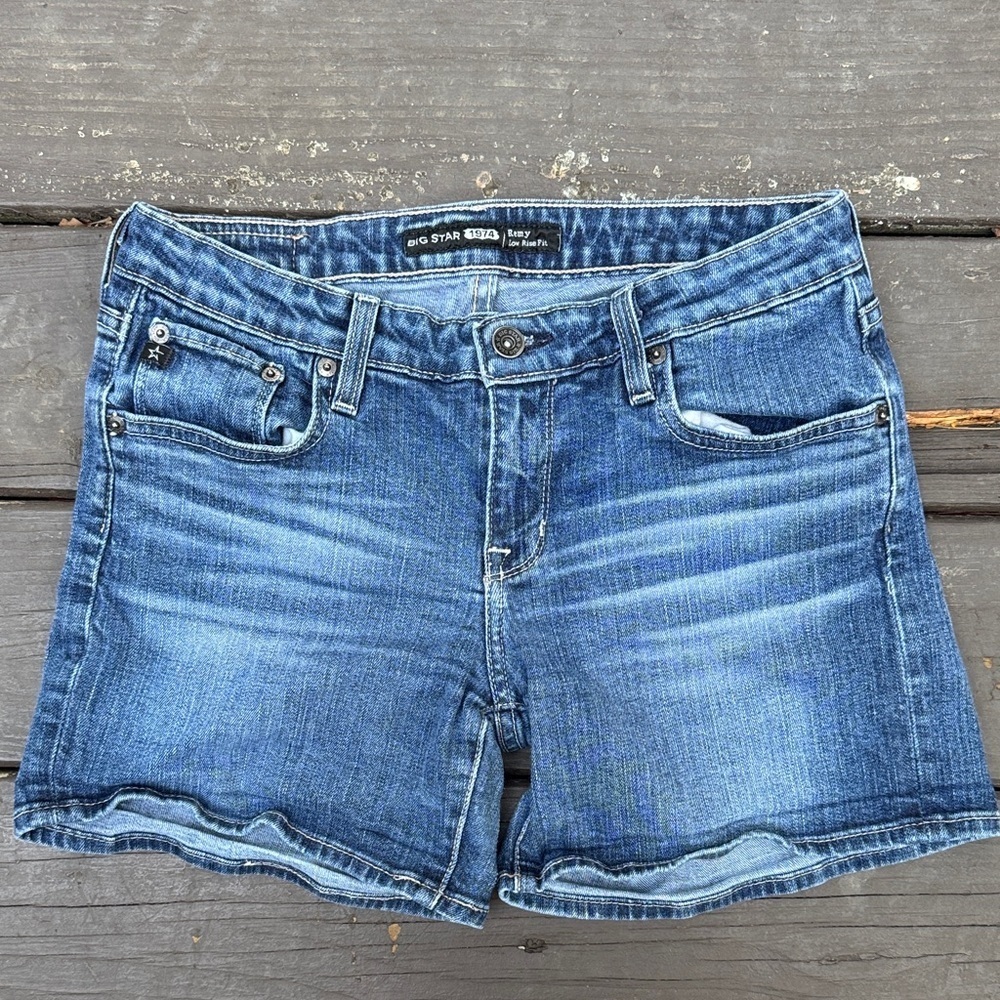 Big Star Remy Low Rise Fit Blue Jean Shorts size 30